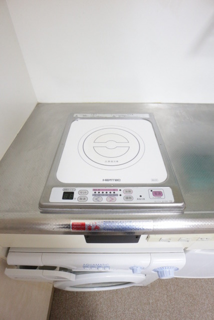 コンパクトなキッチンで掃除もラクラク