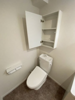 コンパクトで使いやすいトイレです