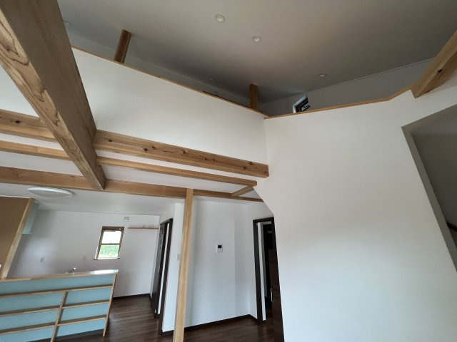 苫田郡鏡野町　中古住宅3LDKの居間・リビング
