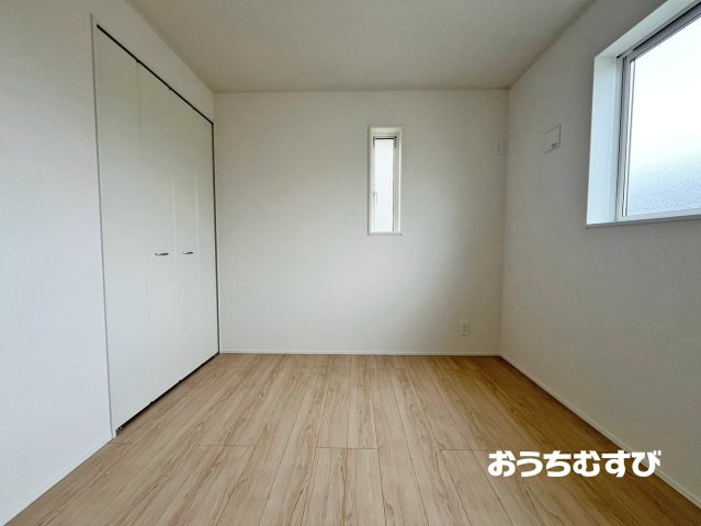 小牧市外堀第5(全4棟)の洋室