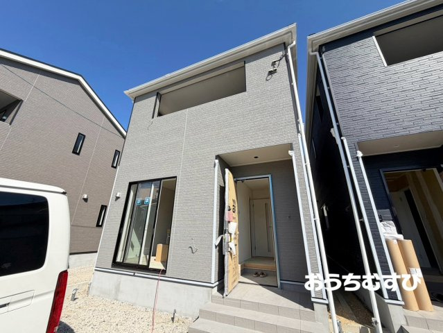小牧市外堀第5(全4棟)の外観