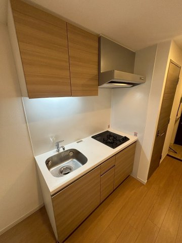 スプランディッド難波SOUTHのキッチン