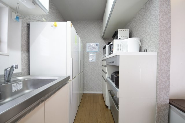 IHコンロは、３口もあるので、同時に料理することも可能ですね。

