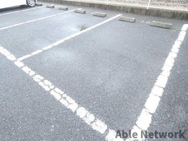 アクアの駐車場