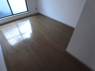 個人の部屋や寝室として使える洋室です