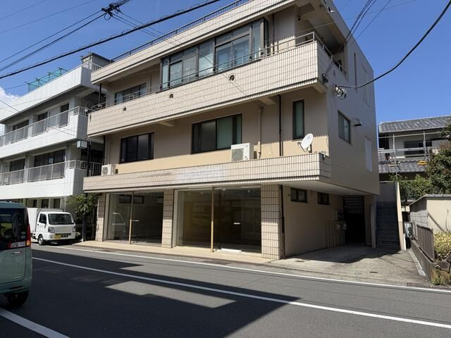 はまだやビルの外観