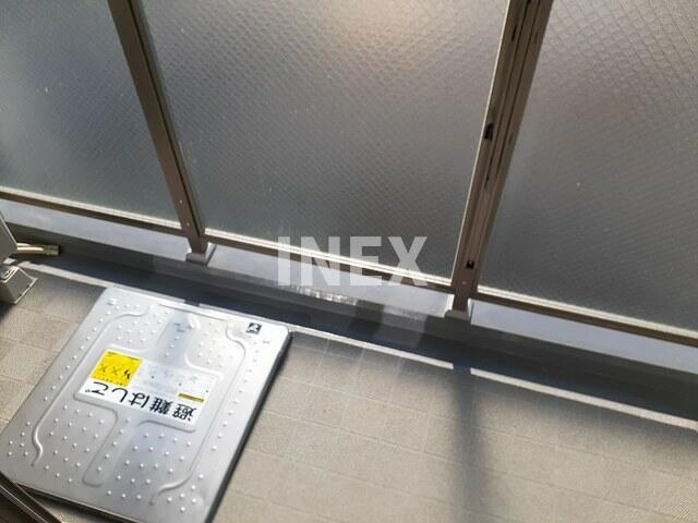 横浜市神奈川区神奈川２丁目の賃貸マンションのバルコニー