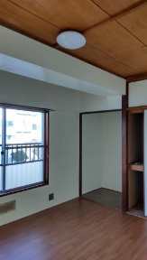 松が丘住宅17号棟の洋室