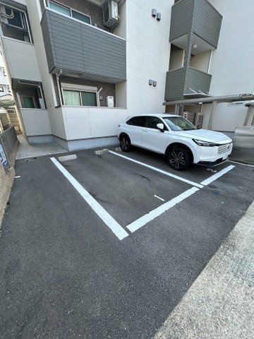 フジパレス東灘Ⅲ番館の駐車場