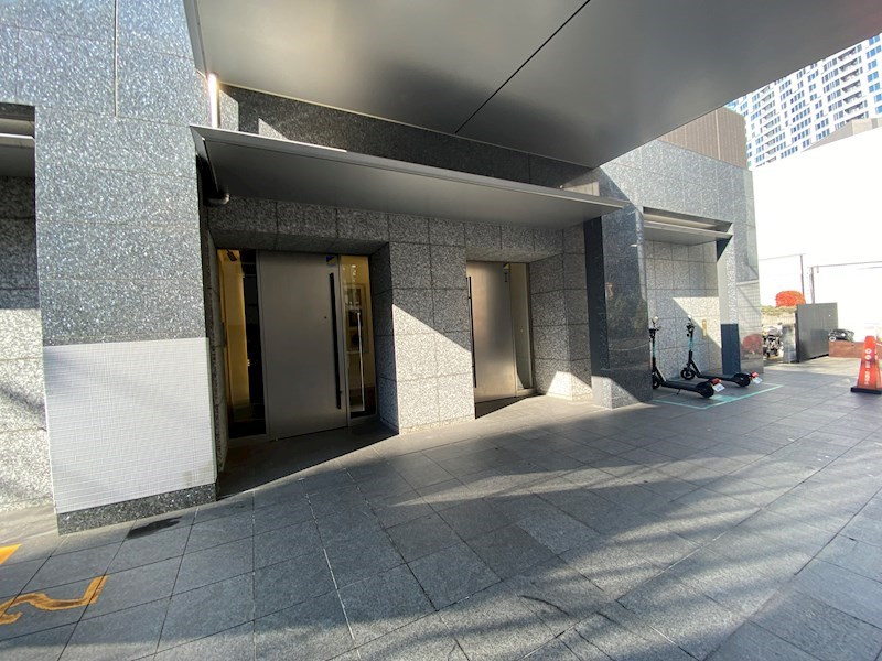 パークアクシス渋谷桜丘サウスのエントランス