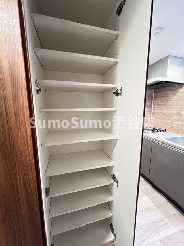 CREATIF桜新町の収納|大きなものも収納できそうです