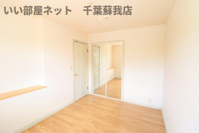 スプリングチェリーⅠの寝室|開放的な寝室です
