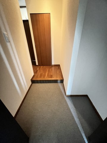 ルーア芦屋の玄関