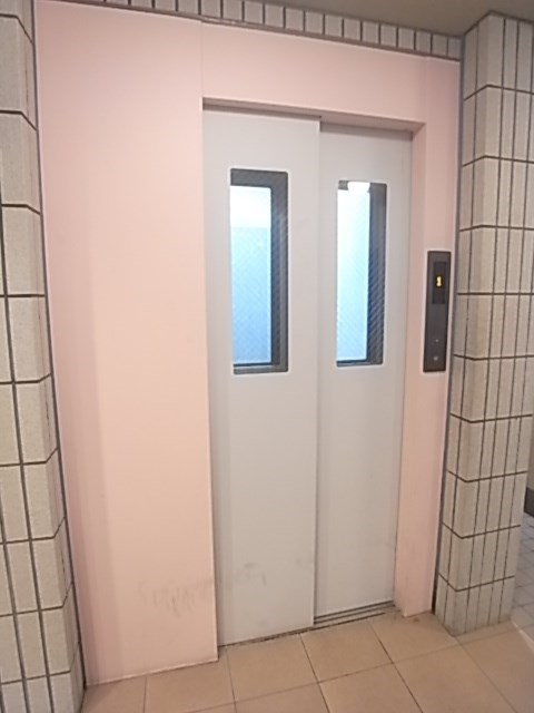 クレール神戸上沢通のロビー