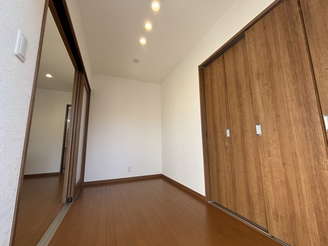 ※同物件別号室参考写真