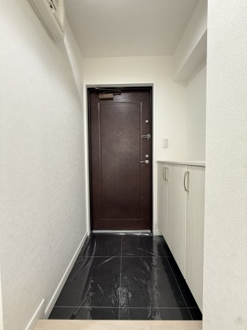 ノースピア月寒西の玄関