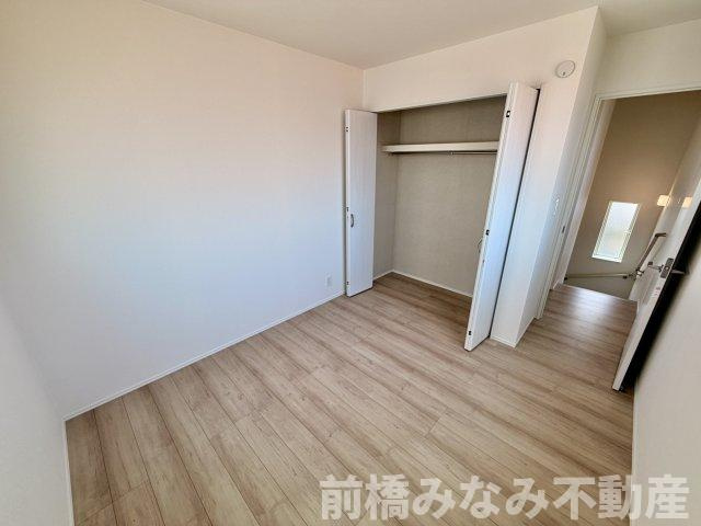 【新築】玉村町下新田　A号棟(全２棟)　ハートフルタウン　新築建売分譲の洋室|ゆったりした洋室です
