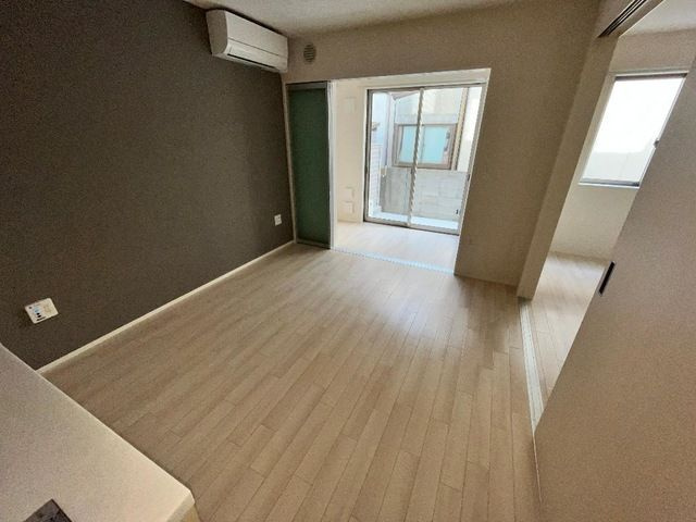 グリシーヌの居間・リビング