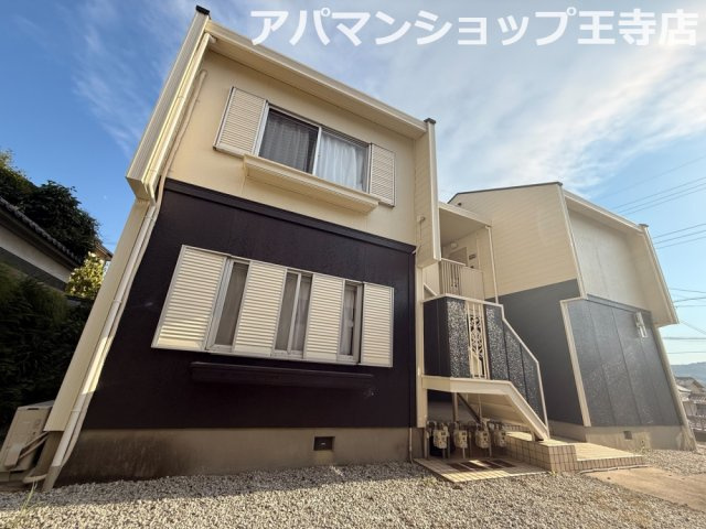 ファミール若草
