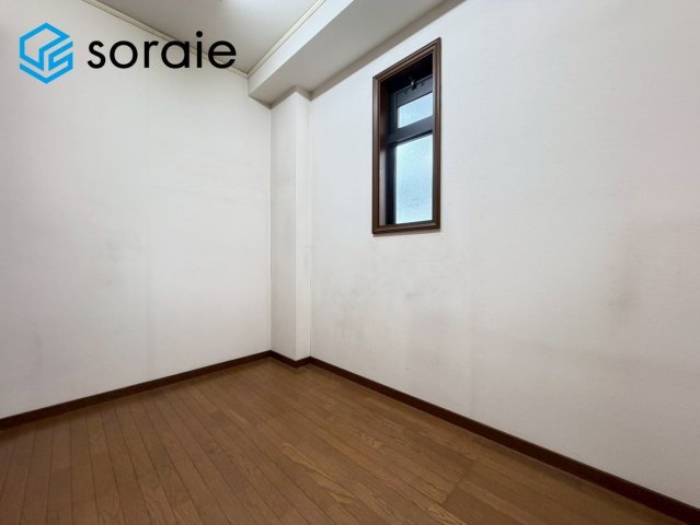 入間市久保稲荷3丁目　中古戸建の子供部屋|7月3日撮影