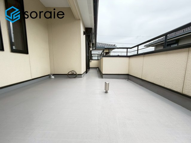 入間市久保稲荷3丁目　中古戸建のバルコニー|7月3日撮影　2世帯2階部分