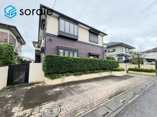 入間市久保稲荷3丁目　中古戸建の前面道路含む現地写真|7月3日撮影