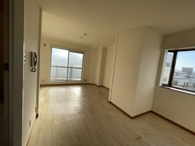 ハイツ上新小松