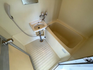 ハイツ上新小松