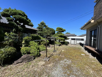 【庭】 | 広さがココロをほどく家　熊本県熊本市南区御幸笛田4丁目 | 広々自由に使えるお庭で、BBQやプールはいかがでしょうか。樹木の撤去などご相談可能です。