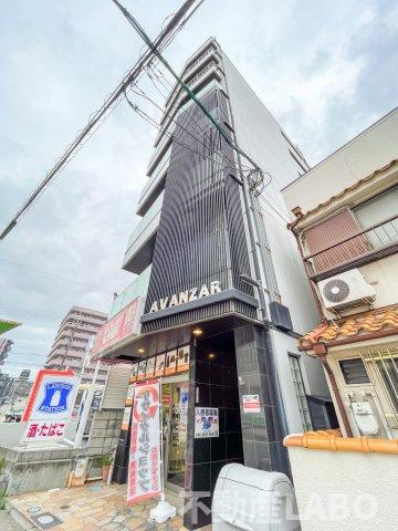 アバンサール遠里小野の外観
