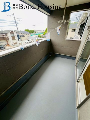 全4棟　駐車2台　WIC付収納豊富 池上５丁目 4号棟　新築戸建のバルコニー