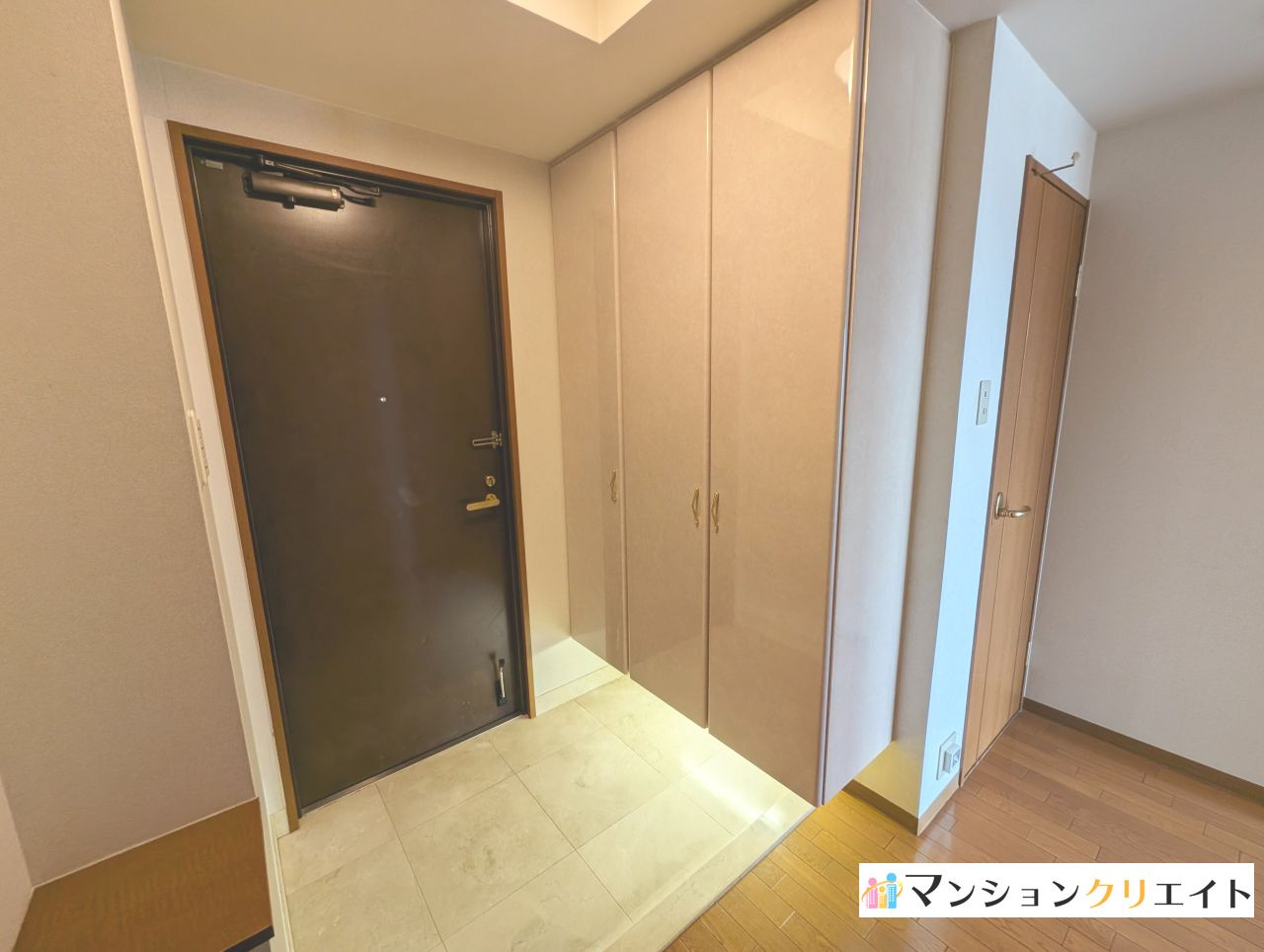 ロアール春日南の玄関|内玄関です