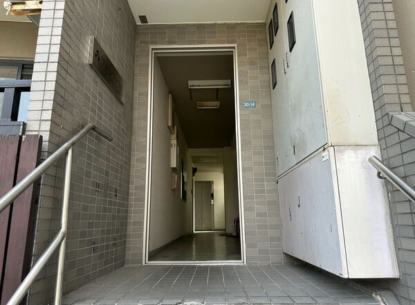 フォレスト城西の外観