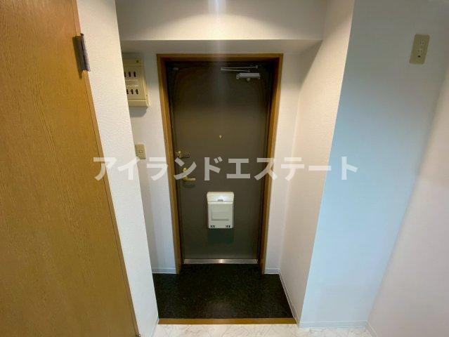 プチプルハイム駒沢　バストイレ別　角部屋　駒沢公園至近の玄関