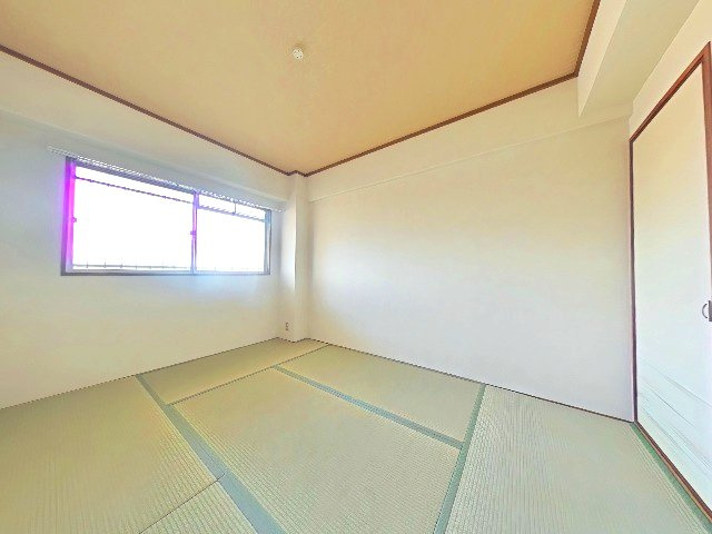 ハイツ山田南の和室