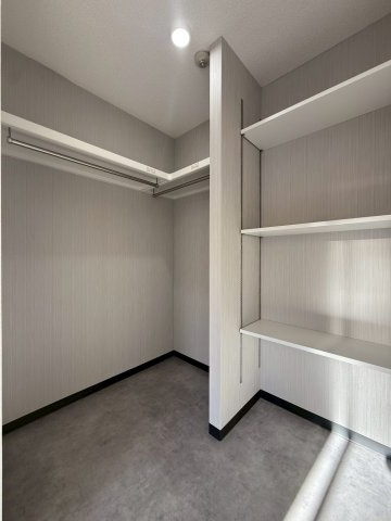エミネントセジュールB棟の収納|※別号室参考写真