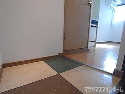 【玄関】 | プチ・プルージュ