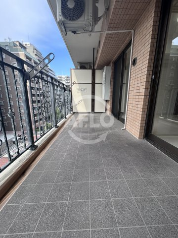 Luxe新大阪1のバルコニー|Luxe新大阪I　バルコニー