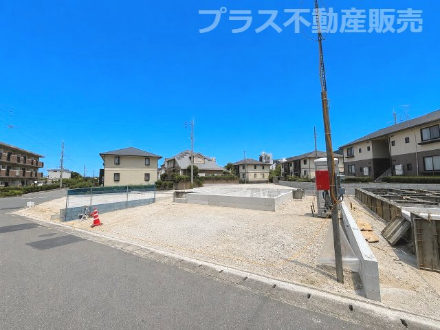 【外観】 | 福岡市南区柏原6丁目　A号棟（全2棟）【仲介手数料無料・0円】 | 現地写真。プラス不動産販売なら、現場の全ての棟をまとめてご見学頂けます。