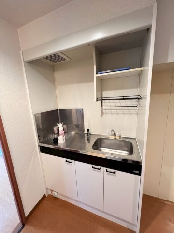リファレンス呉服町のキッチン