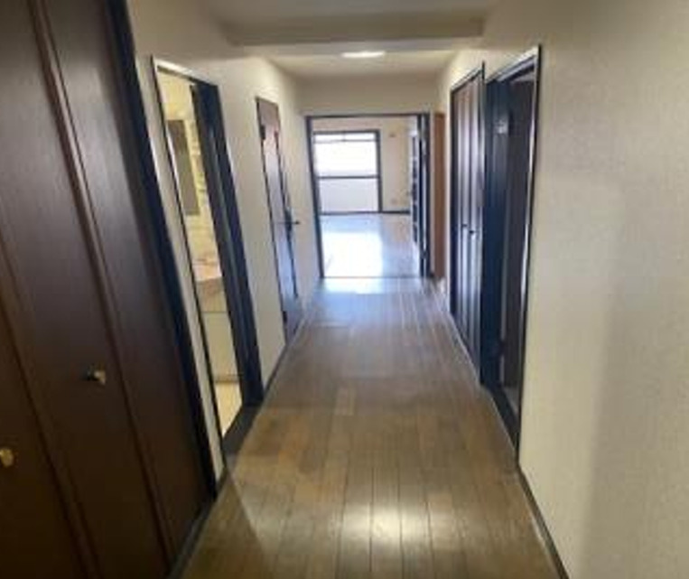 ライオンズマンション姫路東今宿の玄関