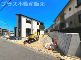 【外観】 | 現地写真。プラス不動産販売なら、現場の全ての棟をまとめてご見学頂けます。