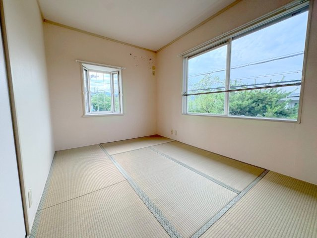 コモード仁川の和室|畳の上でゆっくりとくつろげる和室です