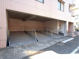 フォレストスズキの駐車場|58877512_20.jpg