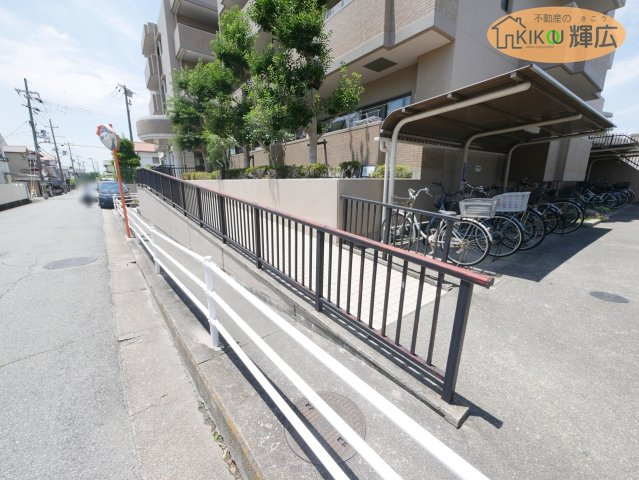 ロイヤルシャトー東加古川　4階の周辺