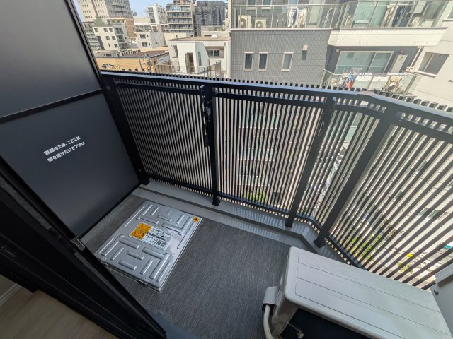 Log登戸station westのバルコニー|同間取り別部屋の参考写真です。