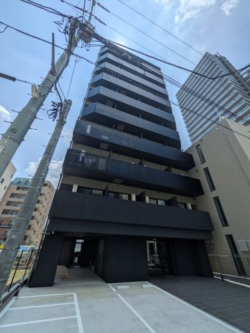 Log登戸station west