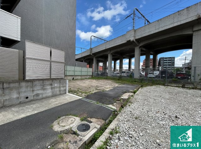 ●奈良市大宮町　新築一戸建ての前面道路含む現地写真|駅やスーパー、小学校・中学校等日常生活に欠かせない情報や道のりもご紹介いたしますのでお気軽にご相談ください。