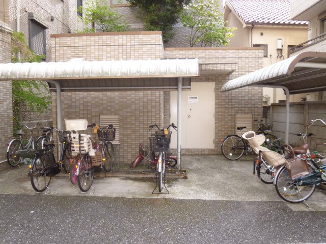 メゾンタカノハの駐車場|74779636_14.jpg