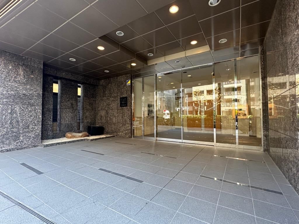 パークキューブ浅草田原町 のエントランス